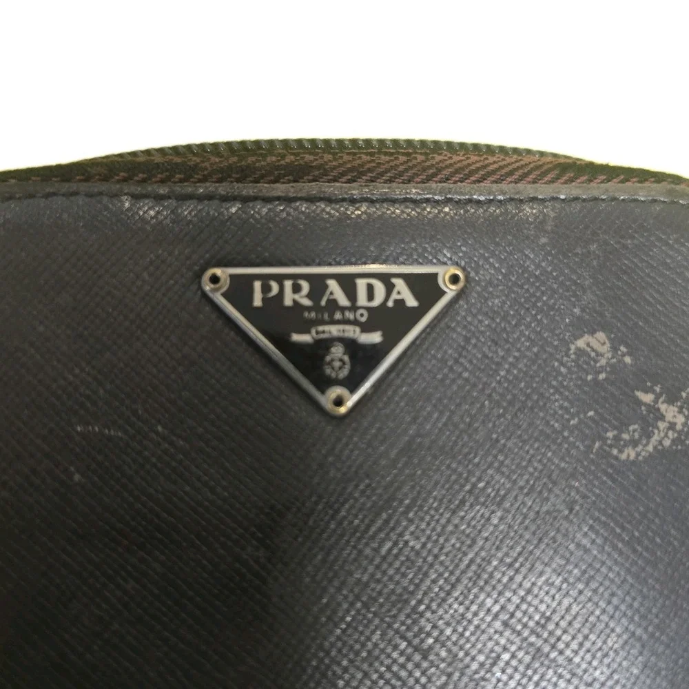 Prada marked milano